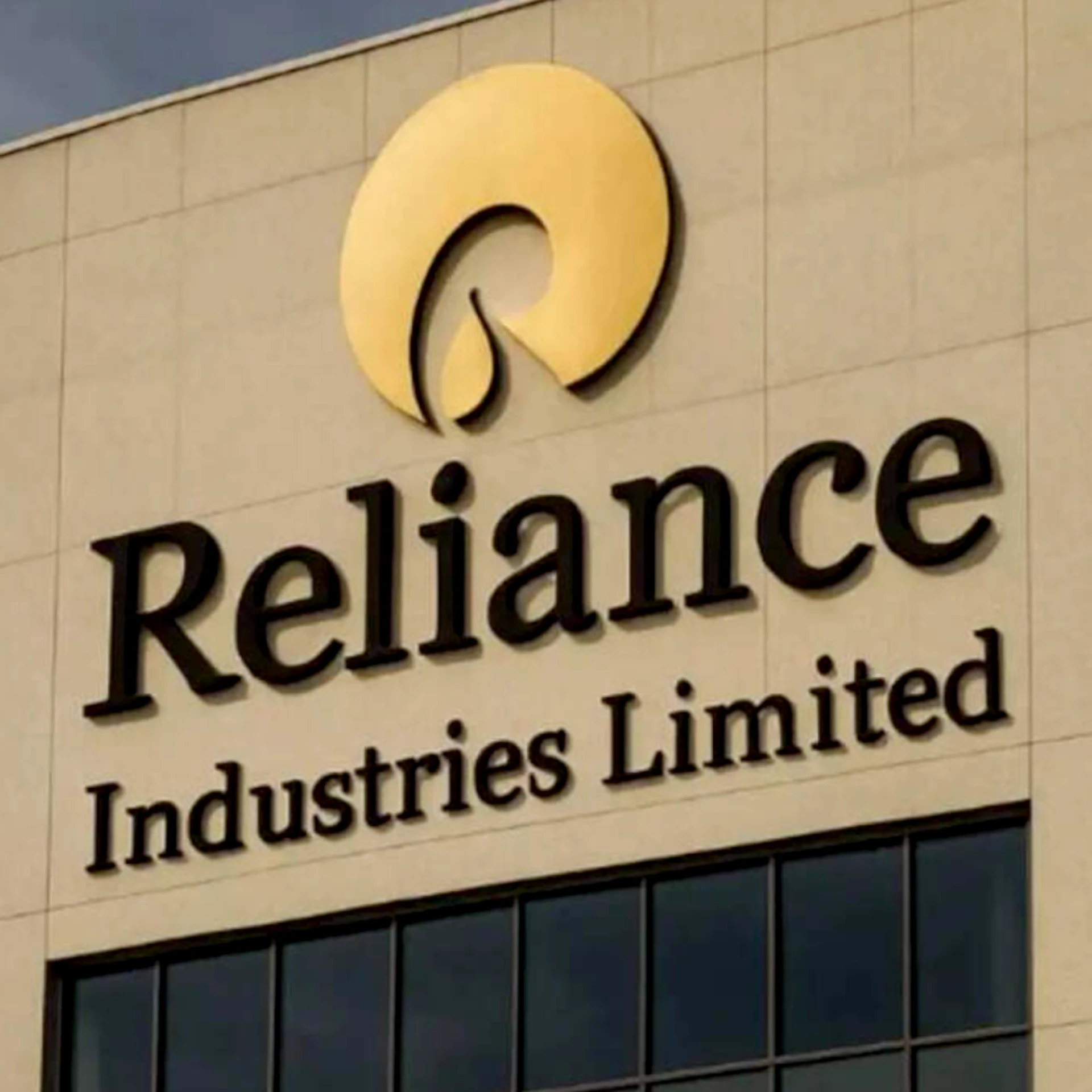 Reliance Industries Share Price Rise: Why RIL Stock Is Gaining and What Investors Should Know