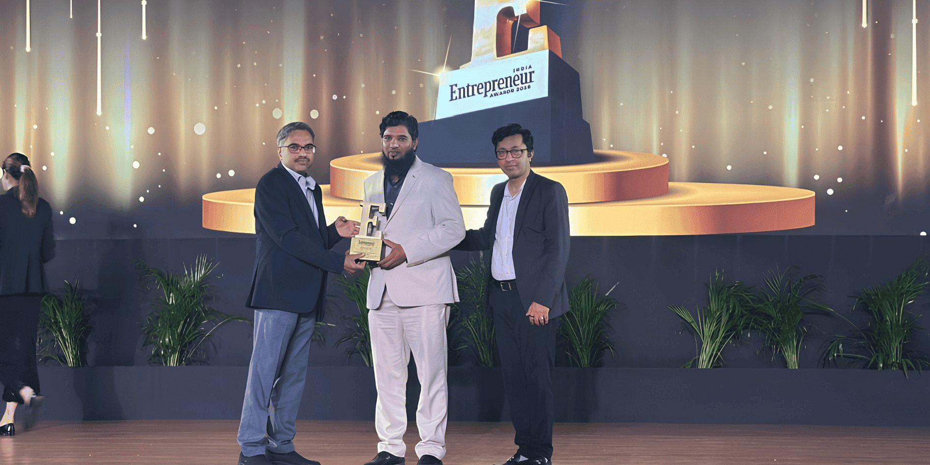 From Call Center Floor to Entrepreneur of the Year: Athikur Rehman Ansari Honored at the Entrepreneur India Awards