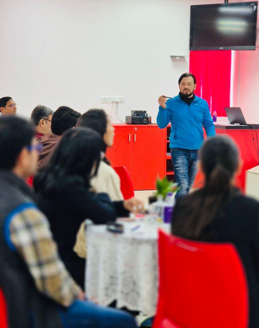 WhatsApp Image 2026-02-09 at 13.02.31