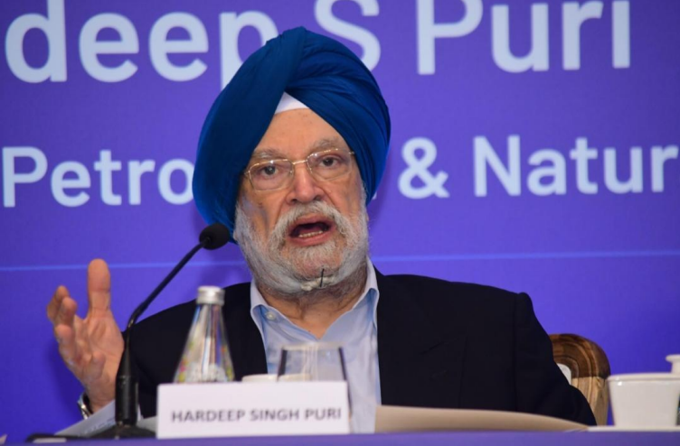 India’s Oil Minister visits Qatar for Urgent Talks on LNG Supply Disruptions