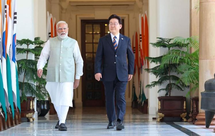 Modi Hosts South Korean President to Advance Tech and Trade Partnership