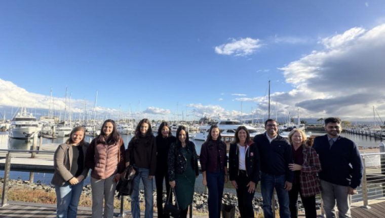 RocketReach Expands Mid-Market Presence through HireQuotient and Paylocity Partnership